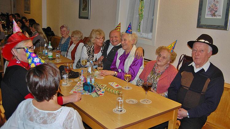 Kappenabend in Steinach mit dem Motto "Steinach über den Wolken" Foto: Sigismund von Dobschütz