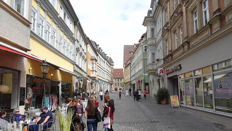 Und so sieht der obere Teil der Judengasse in Coburg als Fußgängerzone heute aus.Foto: Jochen Berger