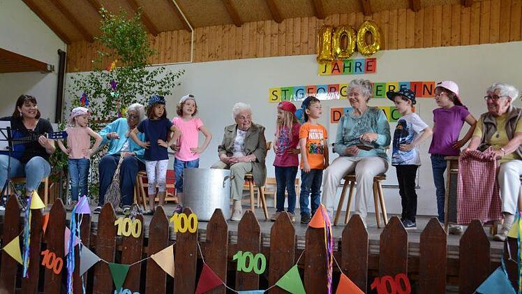 Auch bei den Kleinsten geht es ganz schön fetzig zu bei der 100-Jahr-Feier zum Vereinsbestehen des St. Georg-Vereins Diebach.Elisabeth Assmann