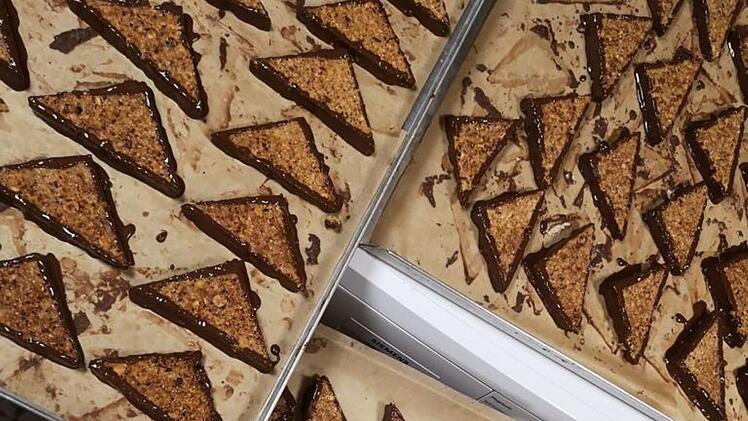 Forchheim: Celina (19) eröffnet neue Bäckerei "Brotkörbchen"