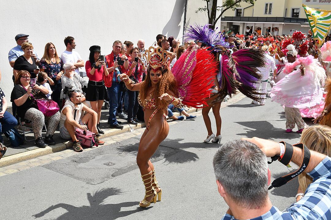 Umzug beim Samba-Festival in Coburg