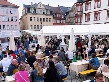 Coburger Weinfest 2022: Großer Andrang bei Eröffnung - "ihr habt uns überrannt"