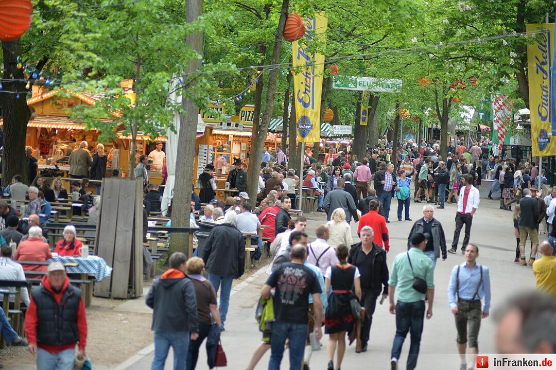 Run aufs Bier: Anstich auf der Bergkirchweih 2016
