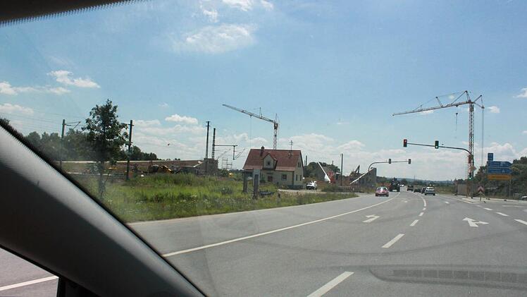 So präsentiert sich das Häuschen dem vorbeifahrenden Verkehrsteilnehmer.Foto: Hans Kurz