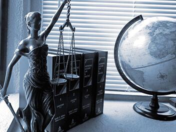 Am Freitag trafen sich Bauer und Biker vor Gericht.