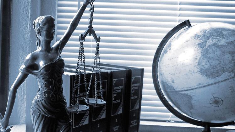 Am Freitag trafen sich Bauer und Biker vor Gericht.