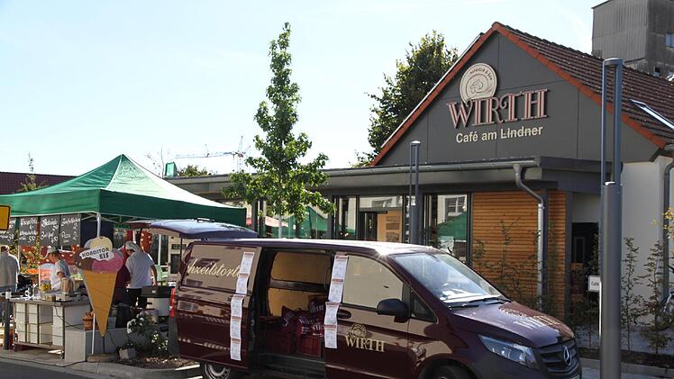Die Bäckerei Wirth hat ein Café neben dem ehemaligen Lindner-Gebäude im Lindner-Park eröffnet. Foto: Mathias Erlwein