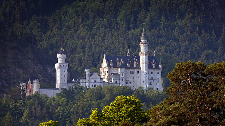Schloss Neuschwanstein verzeichnet R&uuml;ckgang trotz trotz Rekordbesucherzahlen in Bayern