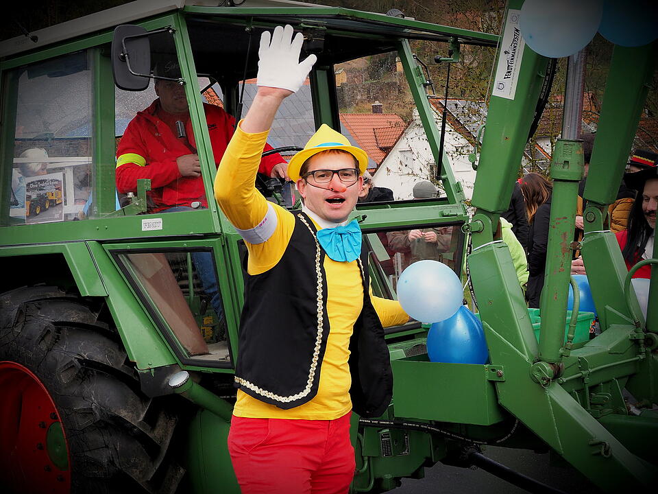 Beste Faschingslaune in Aura/Saale