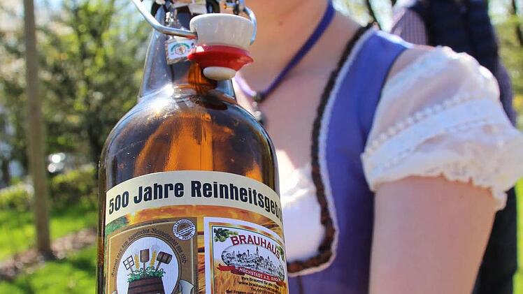 Das Jubiläumsbier der vier Höchstadter Brauereien gibt es nur in limitierter Menge. Foto: Andreas Dorsch