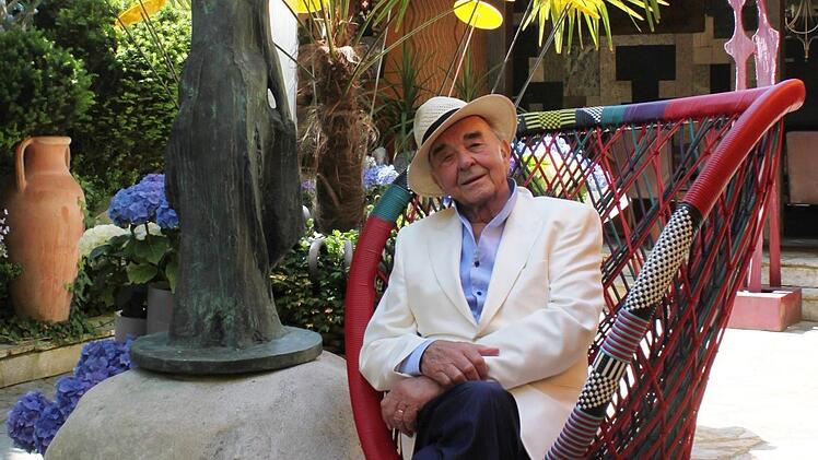 Kurt Schütz ist am 30. August verstorben. Gerne nutzte er die Gelegenheit zu einer Ruhepause in seinem Garten. Foto: Alfred Thieret