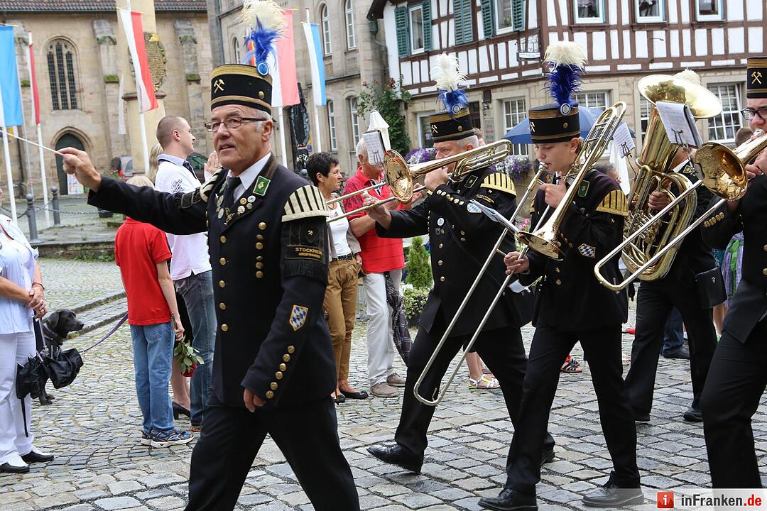 Kronacher Freischießen: Schützenauszug