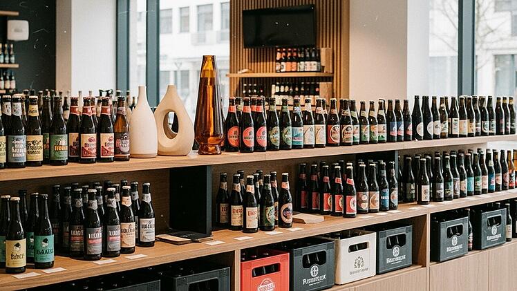 Fachgesch&auml;ft f&uuml;r Bier, Bierhandlung, Bierothek (Symbolbild), Getr&auml;nkemarkt, Laden, Kiosk