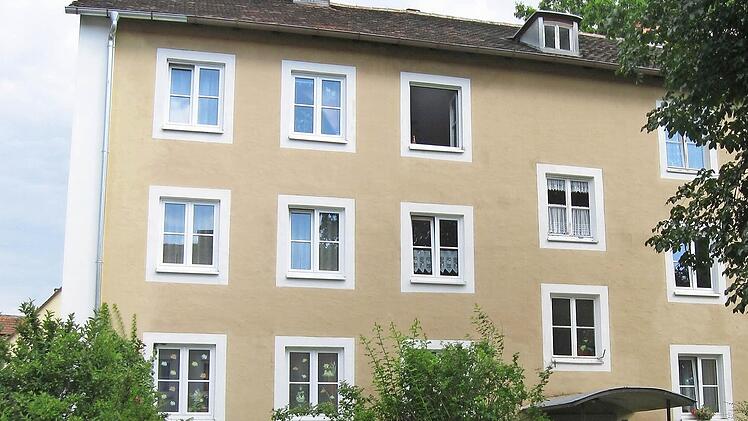 Vor der Sanierung sah die Gerhart-Hauptmann-Straße so aus.