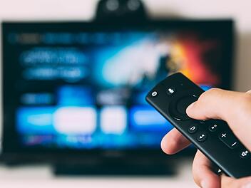 Jetzt zum Prime Day bei Amazon: Spare bis zu 51 Prozent auf deinen neuen TV.