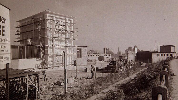 Eine Aufnahme von 1955, aus der BauphaseHistorische Aufnahmen:  Archiv Ernst Schmidt