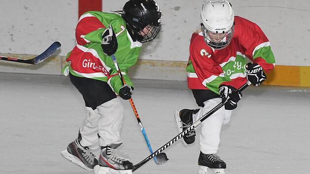 Mit Feuereifer dabei: Die M&auml;dchen nehmen das Global Girls Game ernst und zeigen vollen K&ouml;rpereinsatz. Foto: Hopf