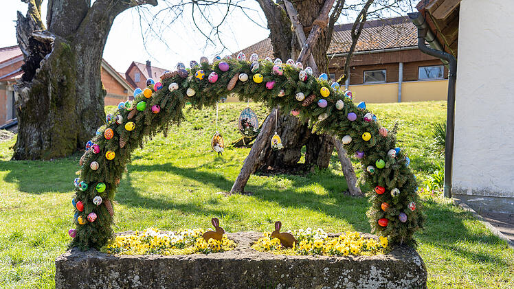 Osterbrunnen Kalteneggolsfeld