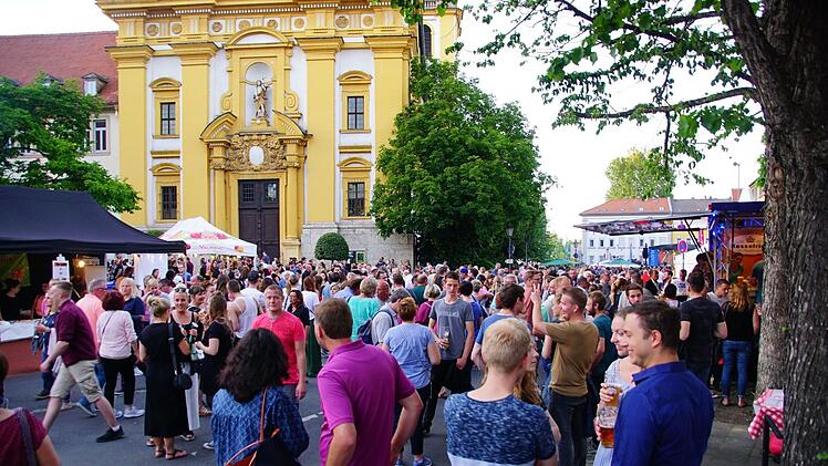 Kitzingen: Kunst, Musik, Sport, Shoppen, Genie&szlig;en - Stadtfest findet in K&uuml;rze statt