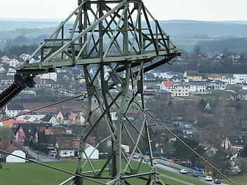 A3 bei Höchstadt ab heute Abend  voll gesperrt - Stromleitung wird ersetzt