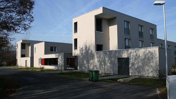 Beispielhaft für das Projekt "Soziale Stadt" ist das Haus für Wohnungsnotfälle an der Fritz-Hofmann-Straße.