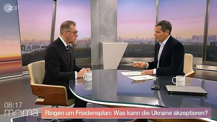 Mitri Sirin (rechts) empfing am Dienstagmorgen den ukrainischen Botschafter Oleksii Makeiev zum Gespräch.