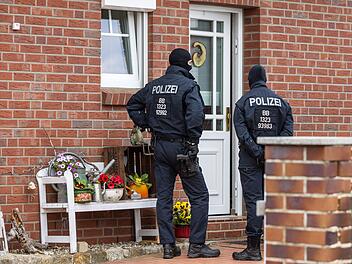 Rechte Terrorzelle? Junge Verd&auml;chtige angeklagt