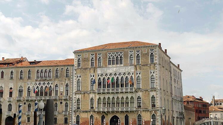 Die Ca' Foscari - ein pr&auml;chtiger Palazzo am Canal Grande, wurde als Macht- und Statussymbol des Dogen Francesco Foscari von diesem gebaut.