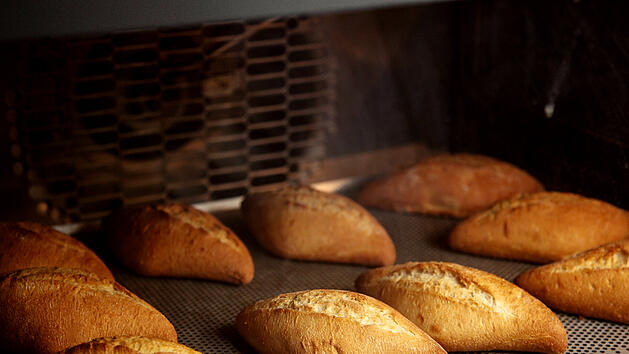 Strom sparen beim Aufbacken: Die besten Tipps f&uuml;r frische Br&ouml;tchen