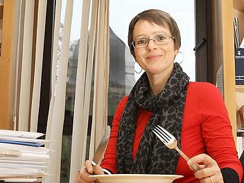 Guten Appetit: Kerstin Löw, die Leiterin des Tourismusbetriebs, weiß, wie wichtig gutes Essen für den Tourismus ist. Foto: Jan Koch