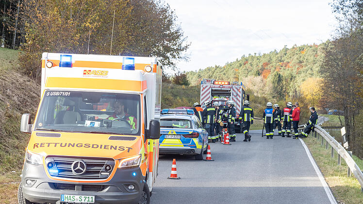 Drei Verletzte nach Überschlag mit Kleinwagen