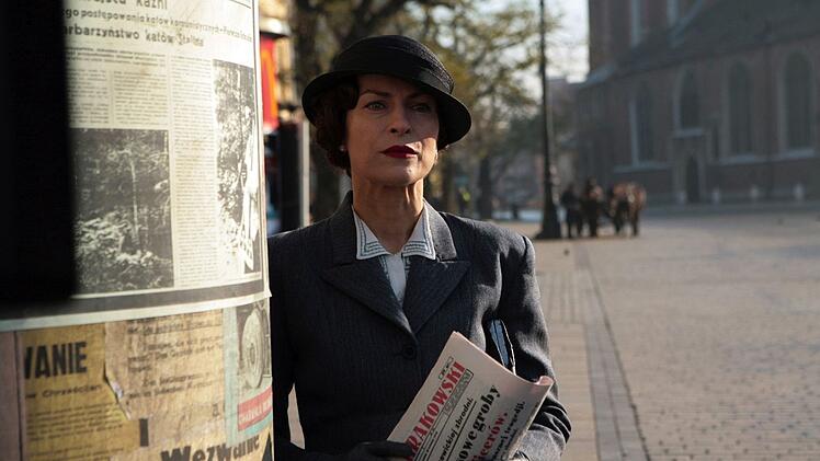 Historisches Trauma: R&oacute;za (Danuta Stenka) hat ihren Ehemann, einen General, beim Massaker von Katyn verloren.