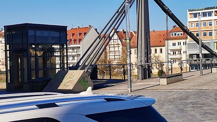 Aufzug an Bamberger Kettenbr&uuml;cke