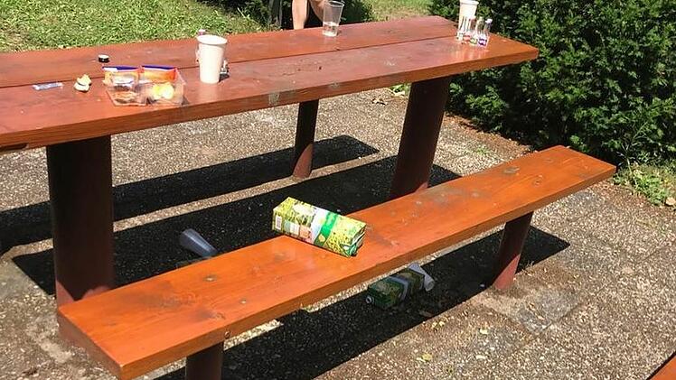 DLRG Forchheim: Unbekannte richten Chaos an
