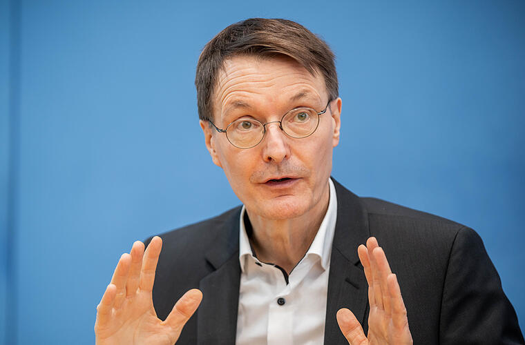 Lauterbach fordert "unkonventionelle Impf-Maßnahmen": Bald Corona-Impfung im Supermarkt? - Vimarsana News