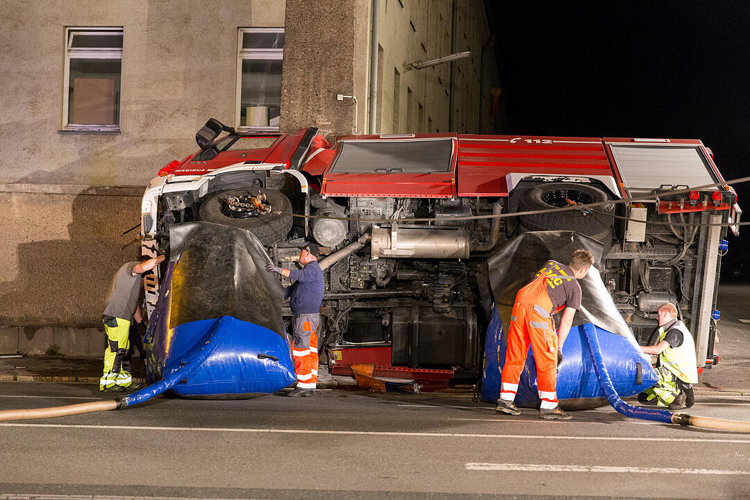 Unfall mit Feuerwehr-Auto in Coburg: Ein Toter