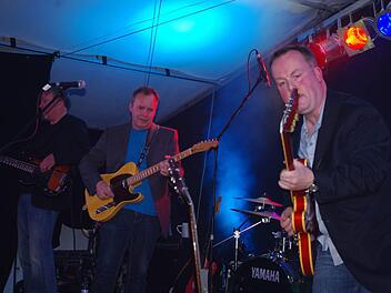 "The Mighty Relevators" aus Manchester eröffneten den Blues-Reigen. Foto: Heike Schülein