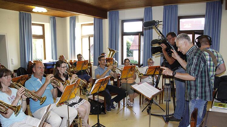 Beim Filmdreh in Affalterthal Foto: Reinhard Löwisch