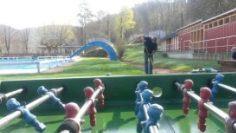 Helfer beim Arbeitseinsatz im Freibad. Foto: Verein/Georg K&ouml;rfgen