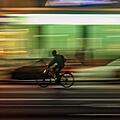 Licht am Fahrrad bringt Sie sicher durch die dunkle Jahreszeit. Symbolfoto: Luca Campioni/unsplash.com