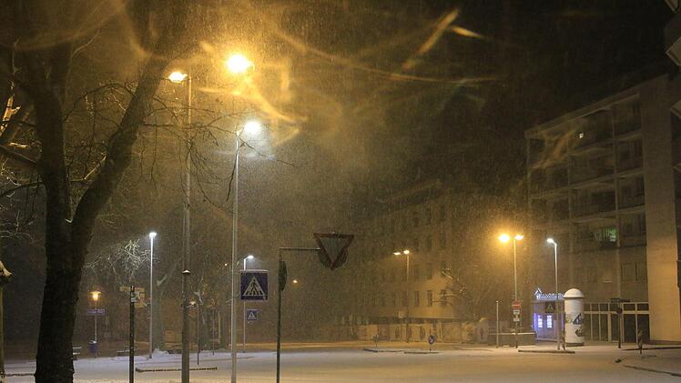 Der Berliner Platz mit weißer Schneedecke. Foto: Benedikt Borst