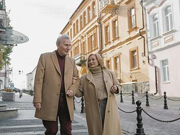 Trennung, Dating und Sexualit&auml;t ab 60 - Das sagt die Expertin