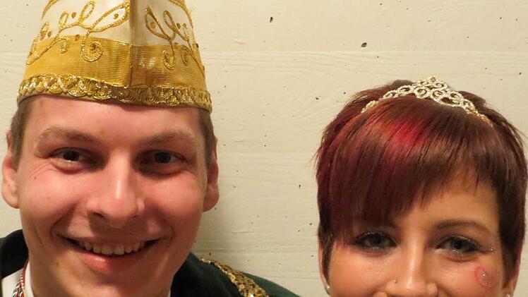 Das Prinzenpaar - stets gut aufgelegt: Bianca II. vom Saalestrand und Tobias I. vom Rhöner Land.
