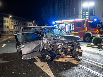Schwangere Frau bei Unfall in Schweinfurt verletzt