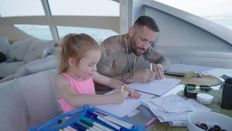 Im Käfig knallhart, aber außerhalb ein liebevoller Vater: Christian Eckerlin.