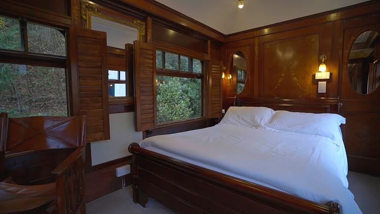 Da, wo heute die luxuri&ouml;se Zimmer des The Old Railway Station sind, fuhren fr&uuml;her Passagiere der ersten Klasse.