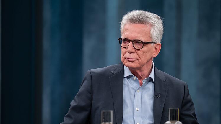 CDU-Politiker Thomas de Mazi&egrave;re warnte vor einer "Macht&uuml;bernahme auf Samtpfoten".