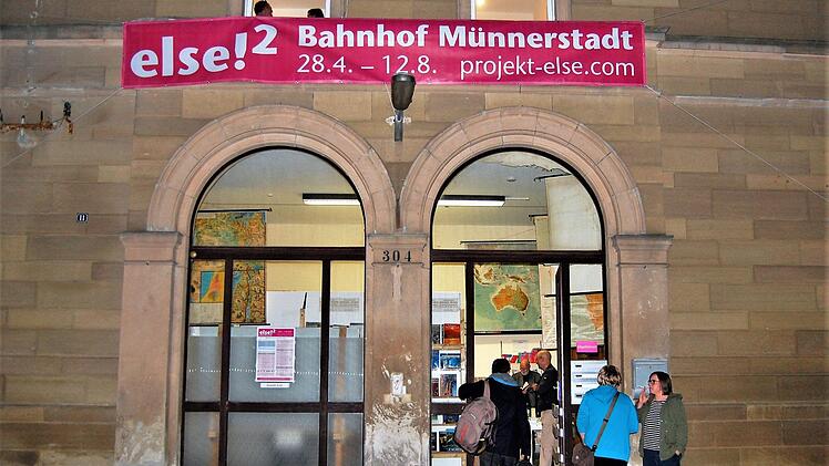 Die Kunstausstellung "else!2" ist im Münnerstädter Bahnhof "abgefahren". Sigismund von Dobschütz