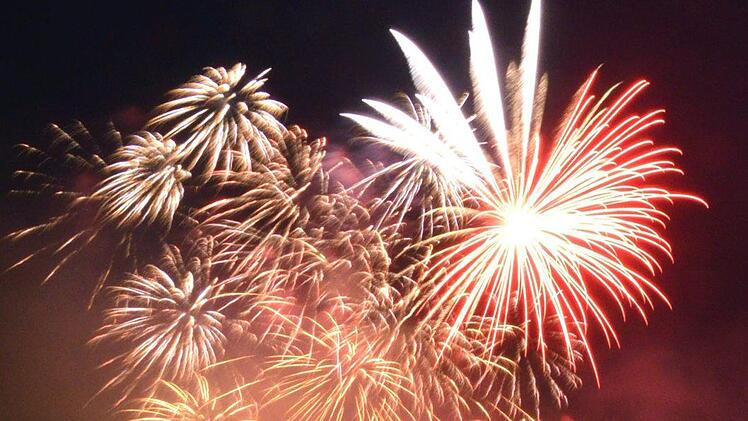 Abschlussfeuerwerk für das Rakoczy-Fest 2019 in der Au. Foto: Peter Rauch