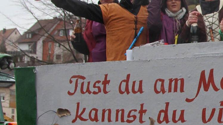 Die "Franziskanerbrüder" als "Rattenfänger von Eltmann" Foto: Günther Geiling